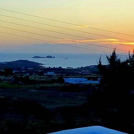 Holiday home Eric's Retreat, Cosy, Spacious 60m2, Sunset View. Parasporos