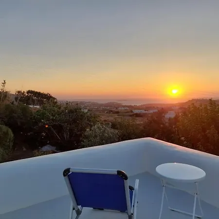 Eric's Retreat, Cosy, Spacious 60m2, Sunset View.
